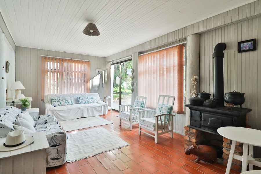4 Bedroom Property for Sale in Stilbaai Wes Western Cape